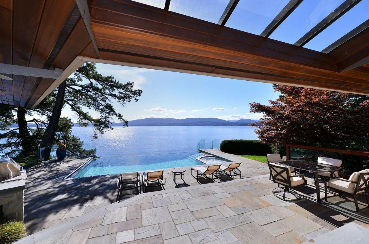Oceanside Lodge Saanich Inlet North Saanich Bagian luar foto