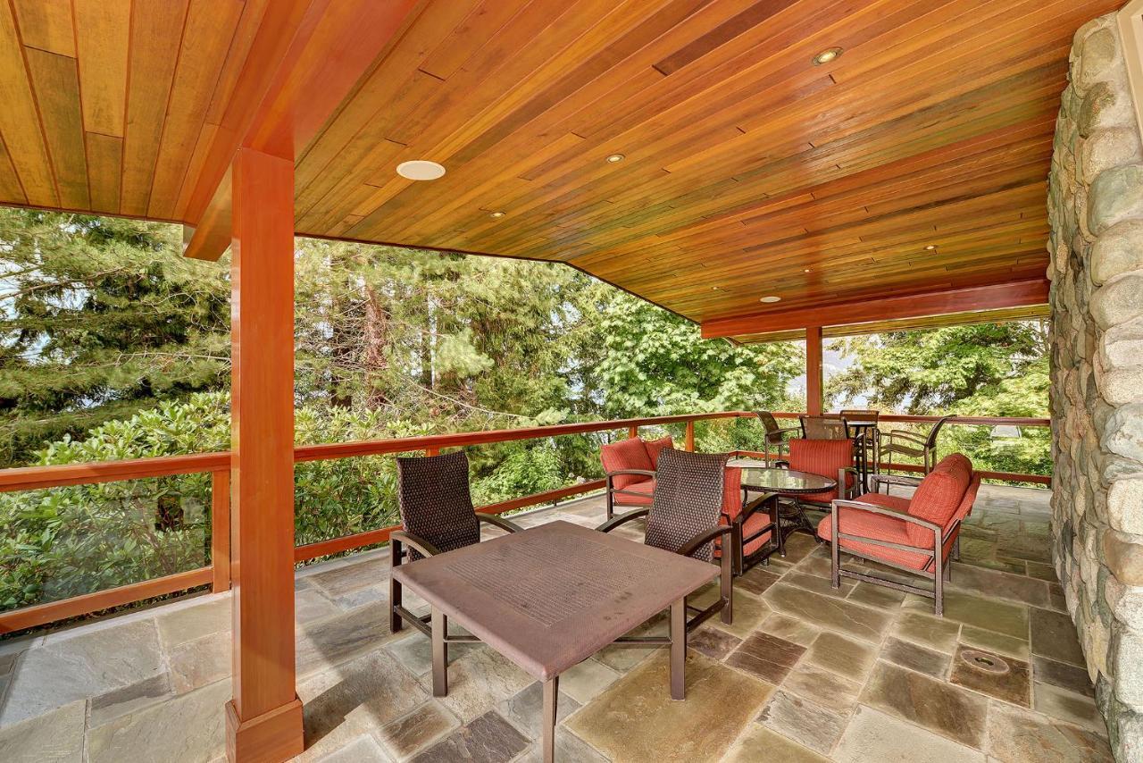 Oceanside Lodge Saanich Inlet North Saanich Bagian luar foto