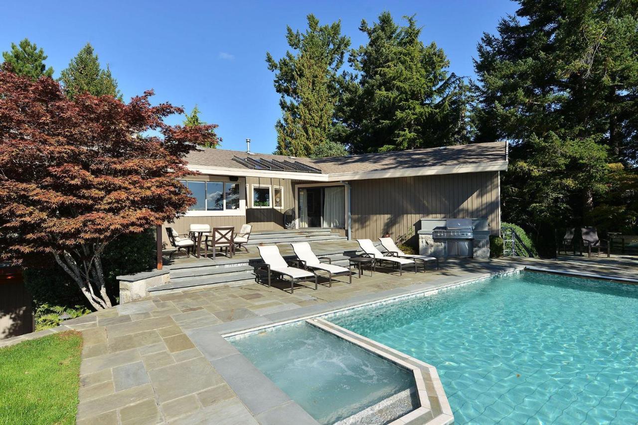 Oceanside Lodge Saanich Inlet North Saanich Bagian luar foto