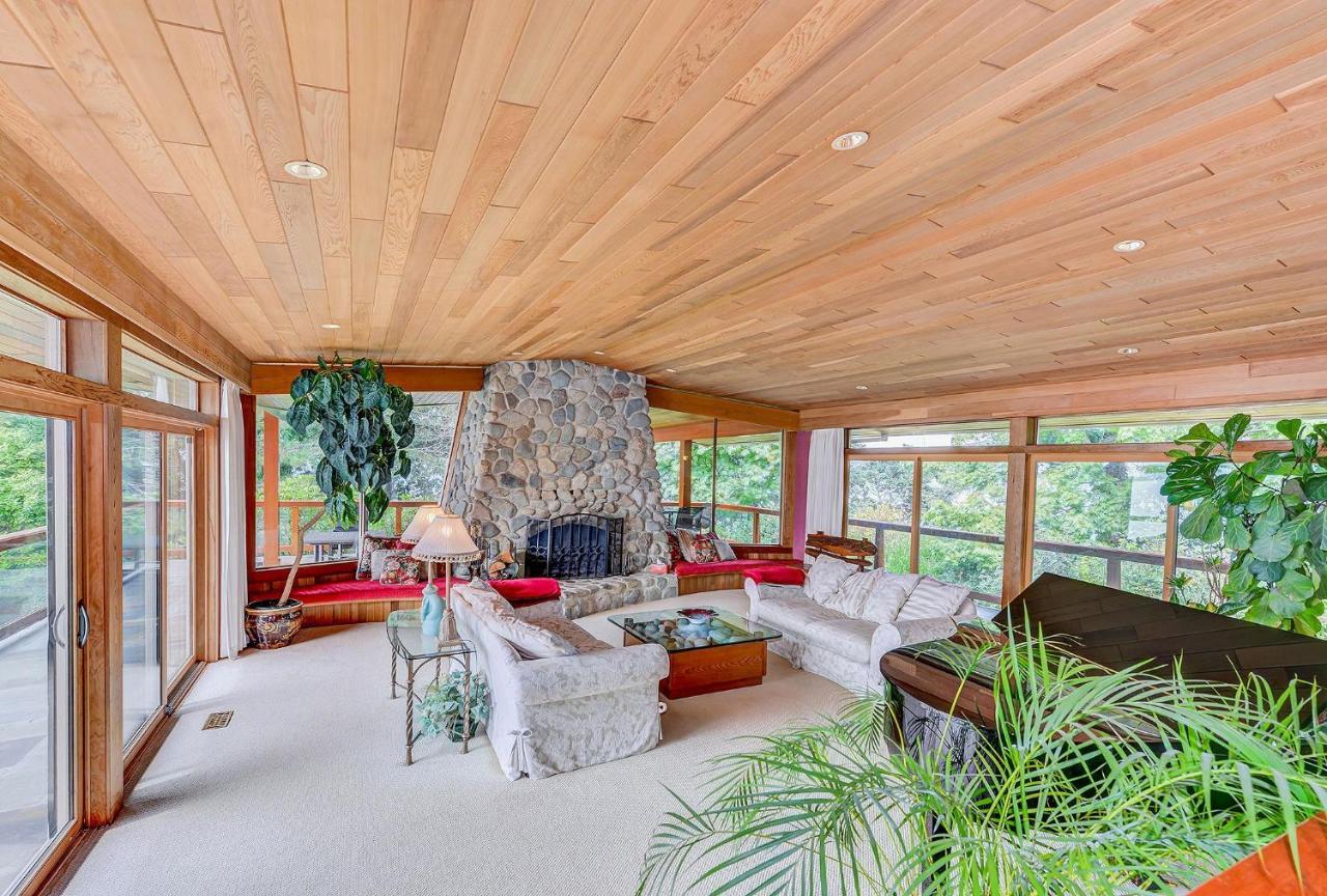 Oceanside Lodge Saanich Inlet North Saanich Bagian luar foto