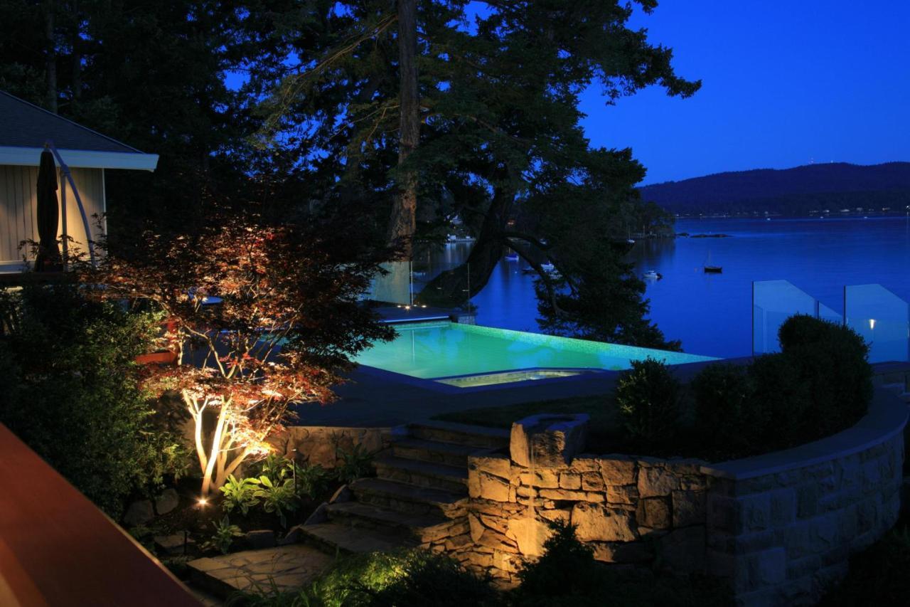 Oceanside Lodge Saanich Inlet North Saanich Bagian luar foto